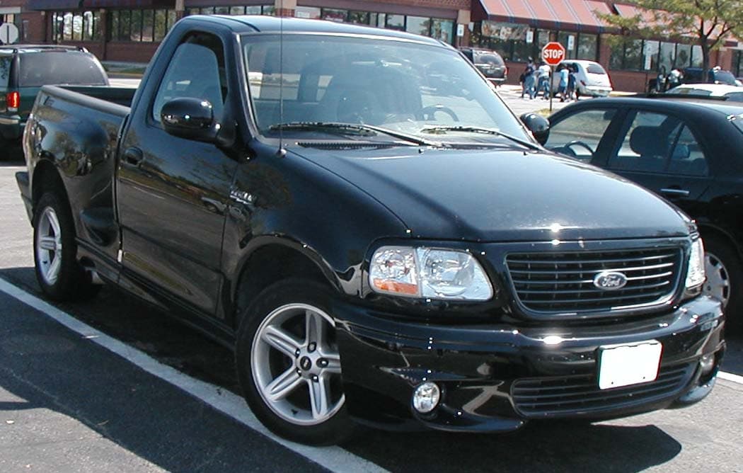 Ford F150 2003 (imagen sin verificar)