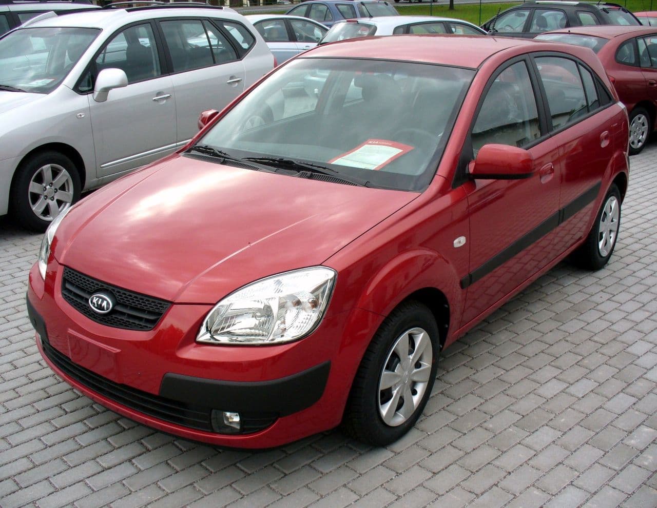 KIA RIO Hatchback EX 2020 (imagen sin verificar)
